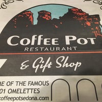 Photo taken at Coffee Pot Restaurant by Tammy M. on 11/25/2020