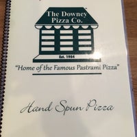 Das Foto wurde bei Downey Pizza Company von Tammy M. am 6/1/2018 aufgenommen