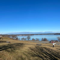 Photo taken at Eastern Promenade by Laura N. on 1/2/2023