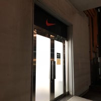 Photo taken at Nike Employee Store by to mo hi ko on 10/18/2017
