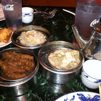 Das Foto wurde bei Dragon Court Chinese Restaurant von Phil F. am 1/8/2013 aufgenommen