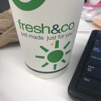 Photo taken at Fresh &amp;amp; Co by Nees on 5/3/2017
