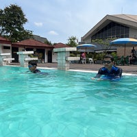 Photo taken at Tirta Mas Swimming Pool by Danny A. on 12/3/2022