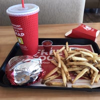 Photo taken at Wendy’s by Bill P. on 6/10/2019