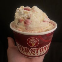 Photo taken at Cold Stone Creamery by Victoria M. on 6/17/2023