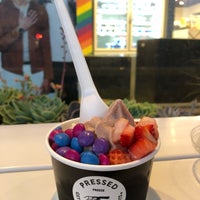 Photo taken at Pressed Juicery by Victoria M. on 3/17/2019