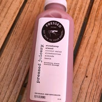Photo taken at Pressed Juicery by Victoria M. on 7/9/2019