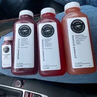 Photo taken at Pressed Juicery by Victoria M. on 3/15/2021