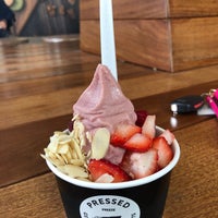 Photo taken at Pressed Juicery by Victoria M. on 1/18/2018