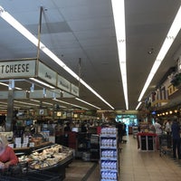 Photo taken at Gelson&amp;#39;s by Victoria M. on 9/9/2017