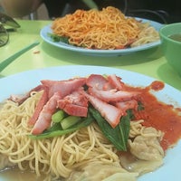 Photo taken at Dunman Road Char Siew Wan Ton Mee by Ron P. on 11/5/2017