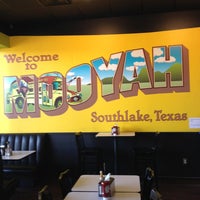 Photo taken at MOOYAH Burgers, Fries &amp;amp; Shakes by Ray H. on 8/3/2013