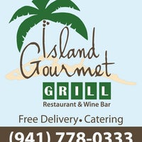 รูปภาพถ่ายที่ Island Grill โดย Scott S. เมื่อ 11/3/2012