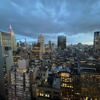 Снимок сделан в Hilton New York Times Square пользователем Bill H. 4/12/2024