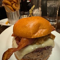Foto tirada no(a) 5 Napkin Burger por Bill H. em 11/1/2023