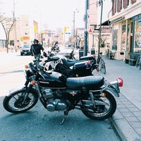 4/10/2014 tarihinde Tiago K.ziyaretçi tarafından Town Moto'de çekilen fotoğraf