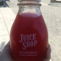 Photo taken at Juice Shop by Deepti V. on 8/26/2017