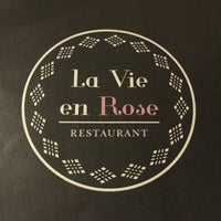 4/19/2015에 Mickey G.님이 Restaurant La Vie en Rose에서 찍은 사진
