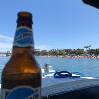 Foto scattata a Duffy Boat Rentals Long Beach da Donnalicious . il 8/3/2019