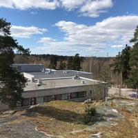Photo taken at Mellunmäki / Mellungsbacka by Aapo S. on 5/2/2021