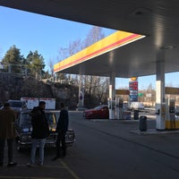 Photo taken at Shell by Aapo S. on 4/4/2021