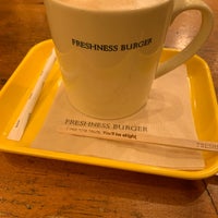 Photo taken at Freshness Burger by Inamotinad み. on 1/10/2020