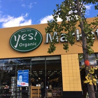 Photo taken at Yes! Organic Market by Tobi D. on 10/22/2016