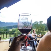 Photo taken at Afton Mountain Vineyards by Alicia C. on 8/18/2018