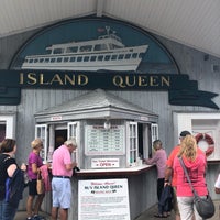 Photo taken at Island Queen by Beverly D. on 8/23/2018