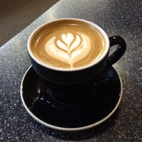 Das Foto wurde bei JP&amp;#39;s Coffee &amp;amp; Espresso Bar von Amit P. am 4/10/2015 aufgenommen