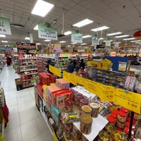 Photo taken at US Supermarket 新龍興 by John N. on 3/27/2022