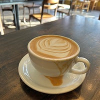 Photo taken at Extracto Coffee House &amp;amp; Roastery by Jeff W. on 11/21/2023