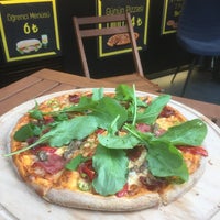 Foto diambil di On/On Pizza &amp;amp; Sandwich oleh Firat E. pada 10/21/2017