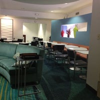 Foto tirada no(a) SpringHill Suites by Marriott Anchorage Midtown por Aliza S. em 12/5/2012