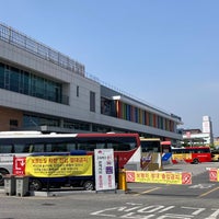 Photo taken at Jeonju Express Bus Terminal by Wonho K. on 4/24/2022