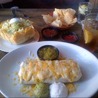 Foto diambil di Mi Casa Mexican Restaurant &amp; Bar oleh Aj P. pada 3/13/2013