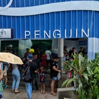 Photo taken at Penguin by : P on 9/13/2018