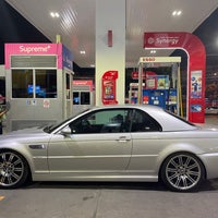 Photo taken at Esso by Bo A. on 12/11/2022
