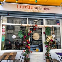 Foto diambil di Lucette fait des crêpes oleh mavic v. pada 8/22/2019