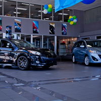 7/24/2013에 Tom Bush Family of Dealerships님이 Tom Bush Mazda에서 찍은 사진