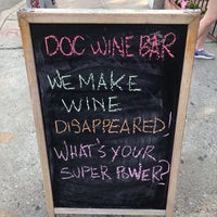 Das Foto wurde bei D.O.C. Wine Bar von Peep C. am 7/14/2018 aufgenommen