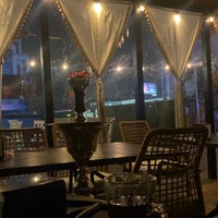 1/16/2024 tarihinde SH🖤ziyaretçi tarafından Liwan Restaurant &amp;amp; Hookah Lounge'de çekilen fotoğraf