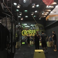 Foto diambil di CrossFit 216 oleh Bugra O. pada 6/23/2016