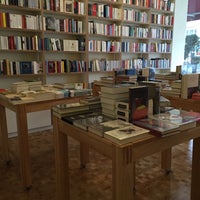 Photo taken at Nicolaische Buchhandlung by Michael on 3/4/2015