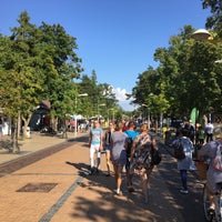 Foto diambil di Jono Basanavičiaus gatvė | Jonas Basanavičius Street oleh Mindaugas K. pada 7/15/2018