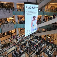 Photo taken at Plaza Shopping by Wellington M. on 8/24/2022