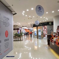 Photo taken at Botafogo Praia Shopping by Wellington M. on 9/19/2020