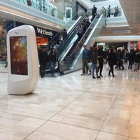 Photo taken at Westfield London by MISHAAL S. on 9/17/2016