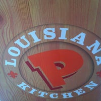 Photo taken at Popeyes Louisiana Kitchen by 💜💜Priscilla💜💜 on 3/29/2013