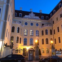 Foto tirada no(a) Hotel Taschenbergpalais Kempinski por Asger B. em 8/4/2019
